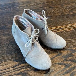 Toms booties